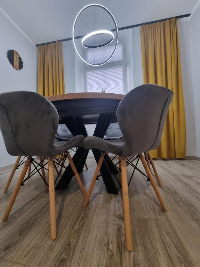 Apartament Lux Lemon Jelenia Góra Exterior foto