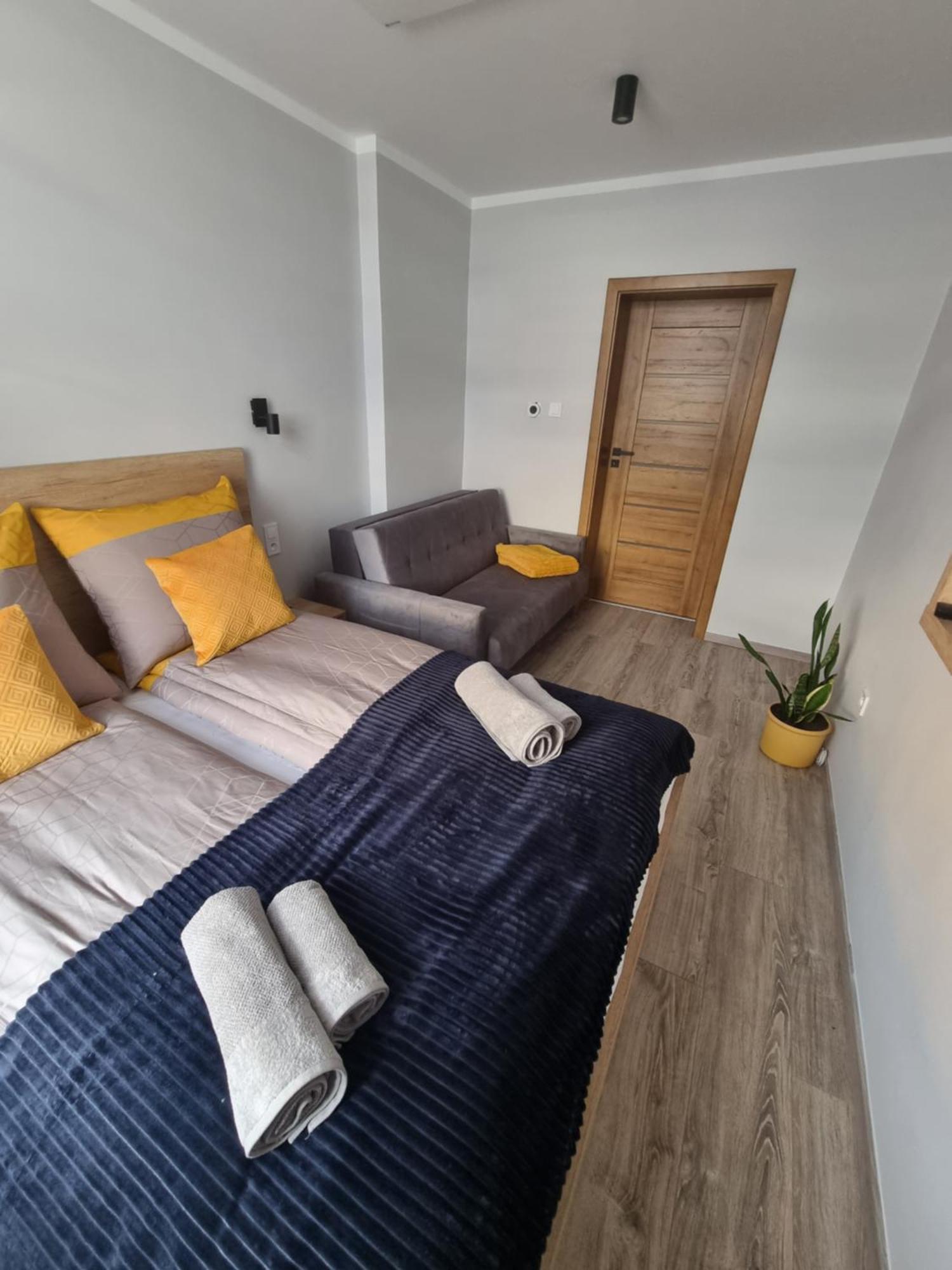 Apartament Lux Lemon Jelenia Góra Exterior foto
