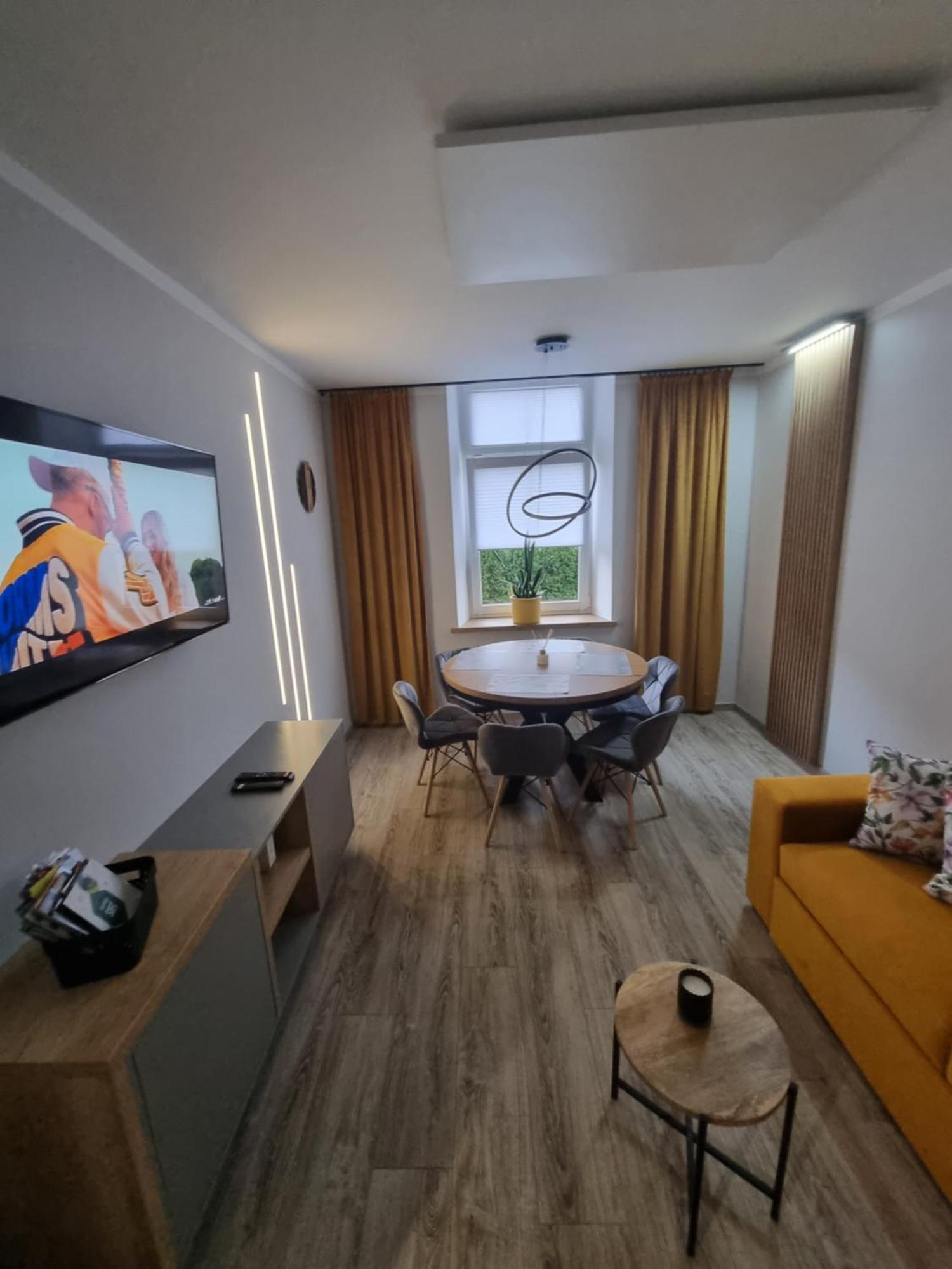 Apartament Lux Lemon Jelenia Góra Exterior foto