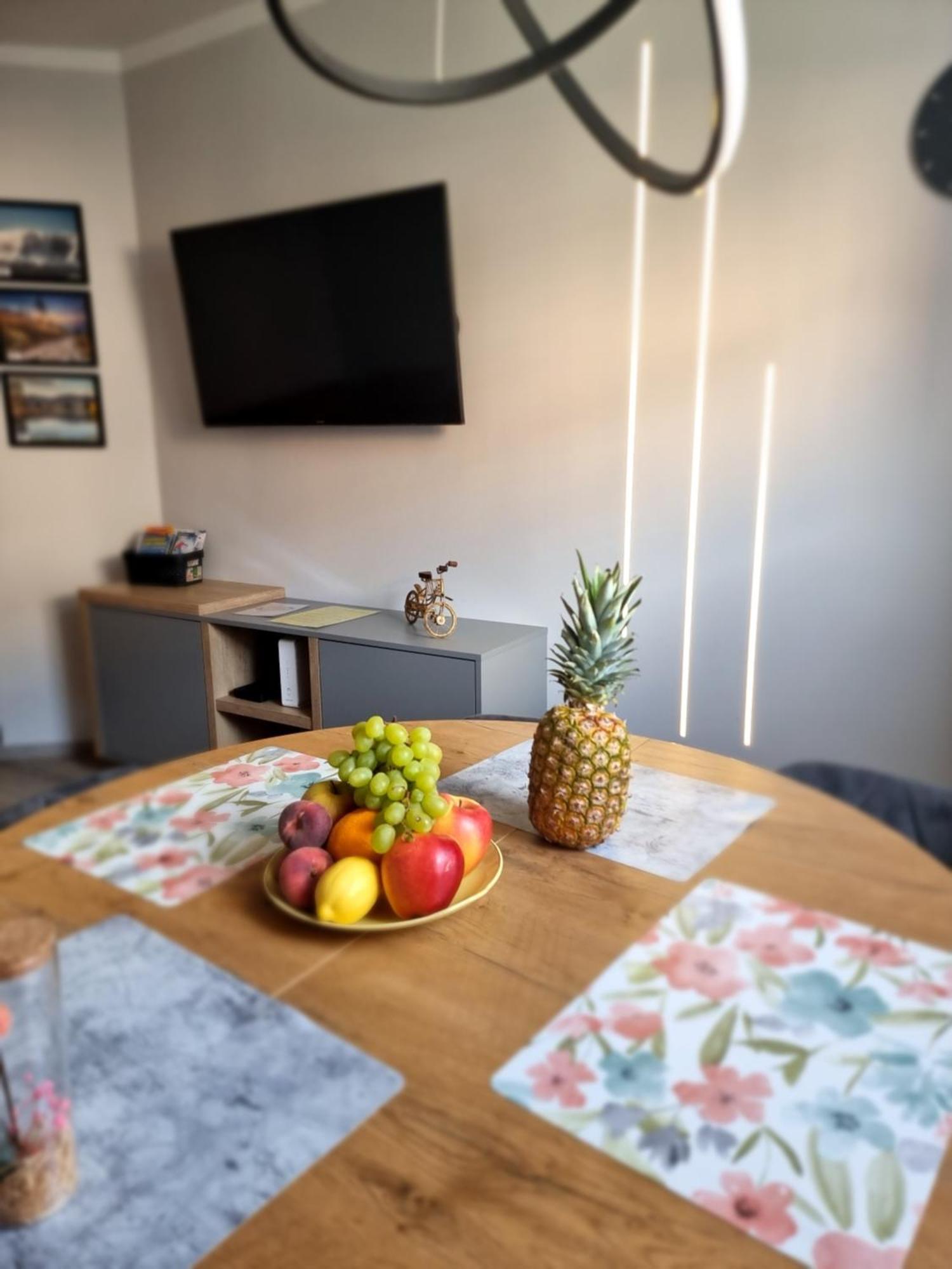 Apartament Lux Lemon Jelenia Góra Exterior foto